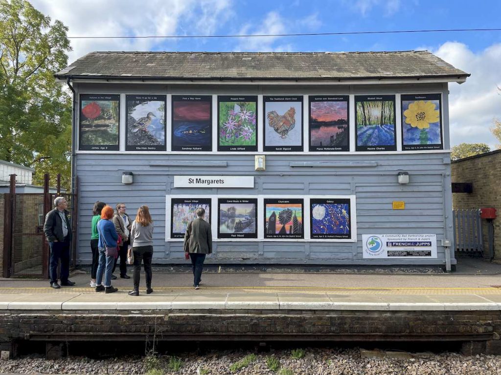 Signal box - St. Margarets Station